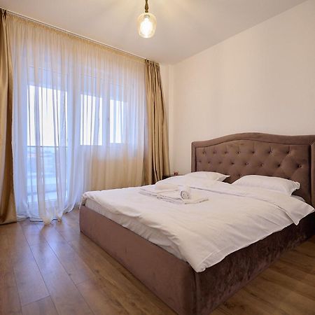 Cozy Collection Apartments At Palas Mall Iasi Eksteriør bilde